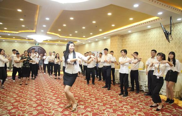 潔希亞國(guó)際洗衣總部九月份員工活動(dòng) 潔希亞國(guó)際洗衣總部九月份員工活動(dòng)